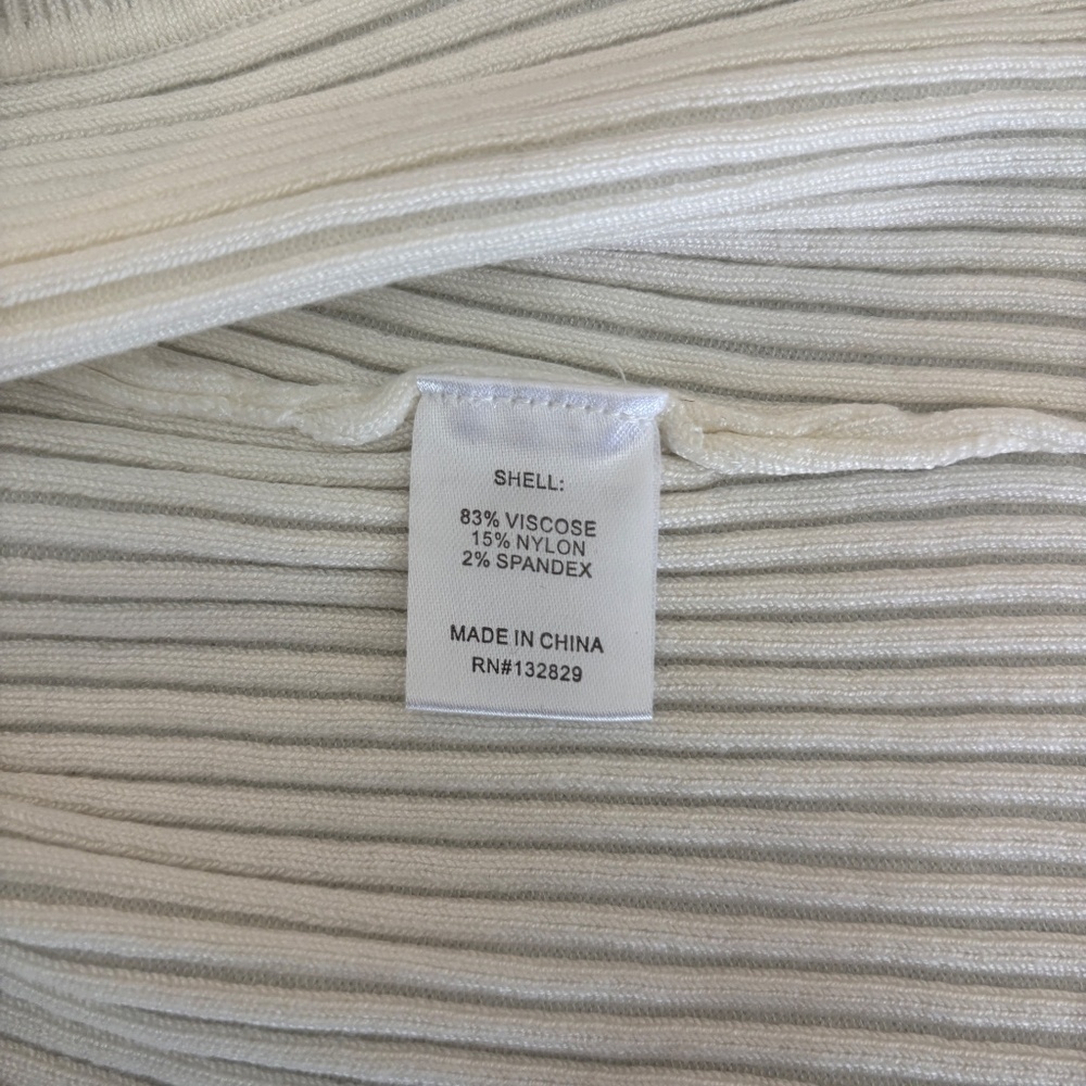 superdown White Ribbed Crop Top - Picture 4 of 5